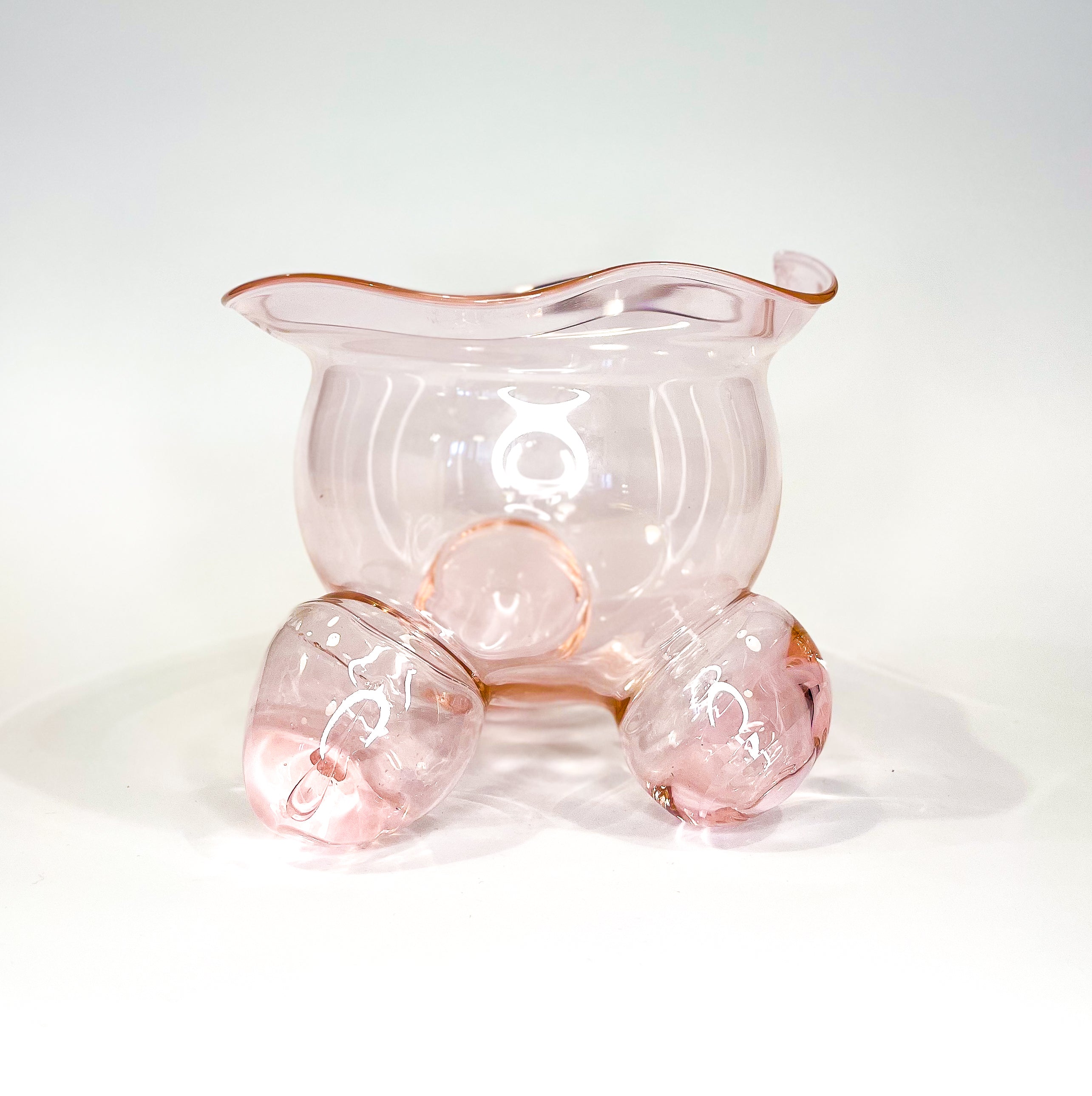 Ornamental by Lameice Bowl in Transparent Pink