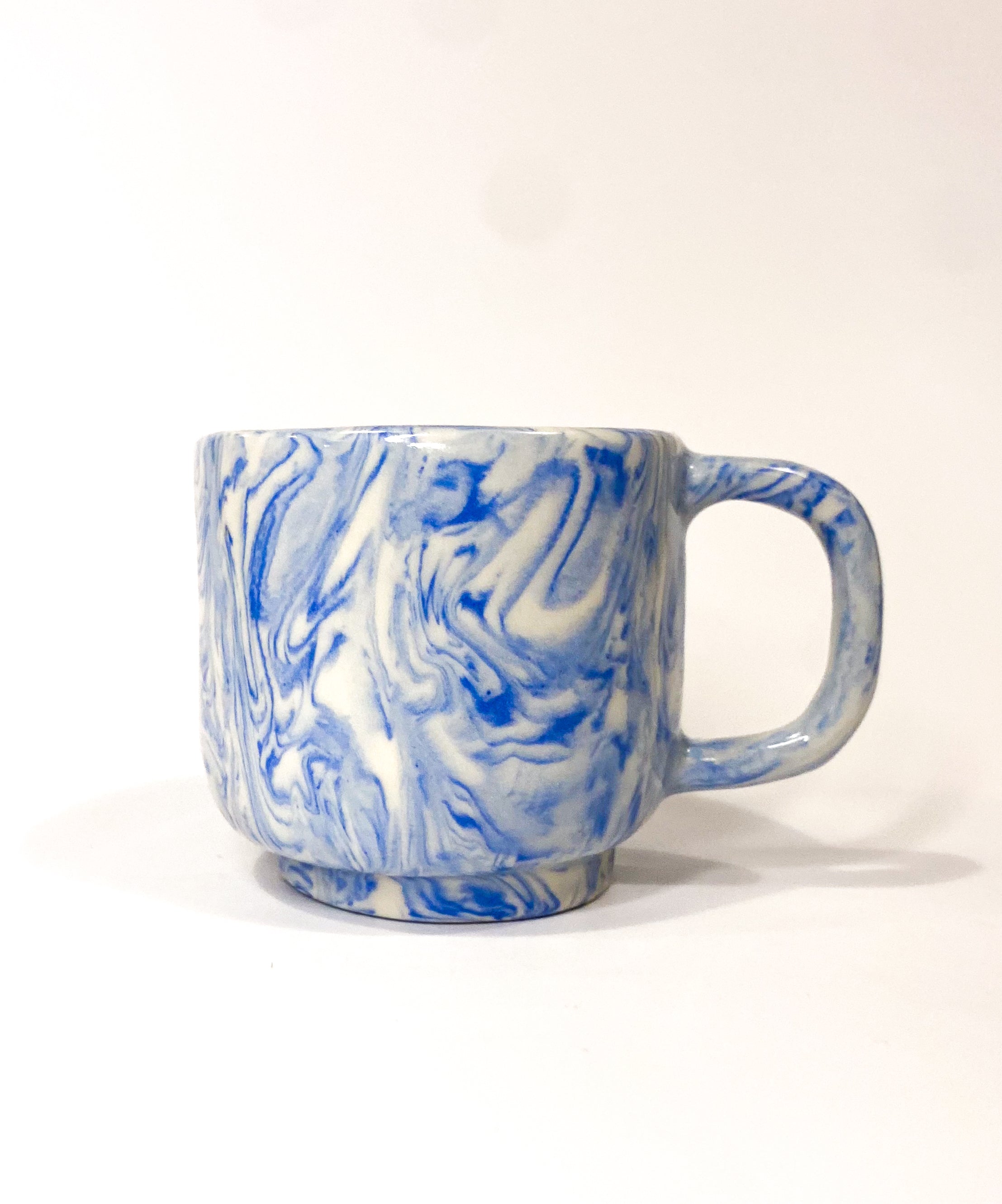 Isabel Rower Marbled Mini Teacup in Blue
