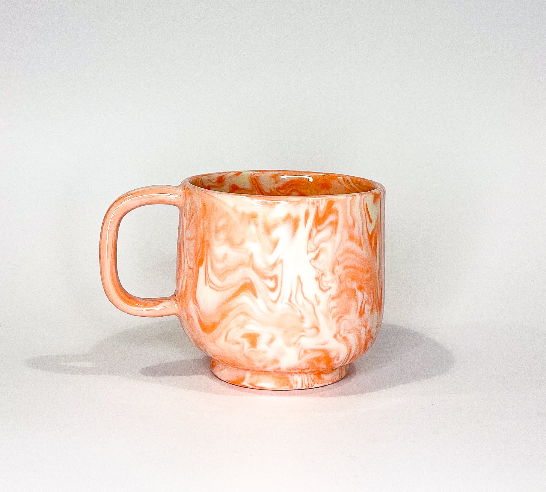 Isabel Rower Marbled Mini Teacup in Coral