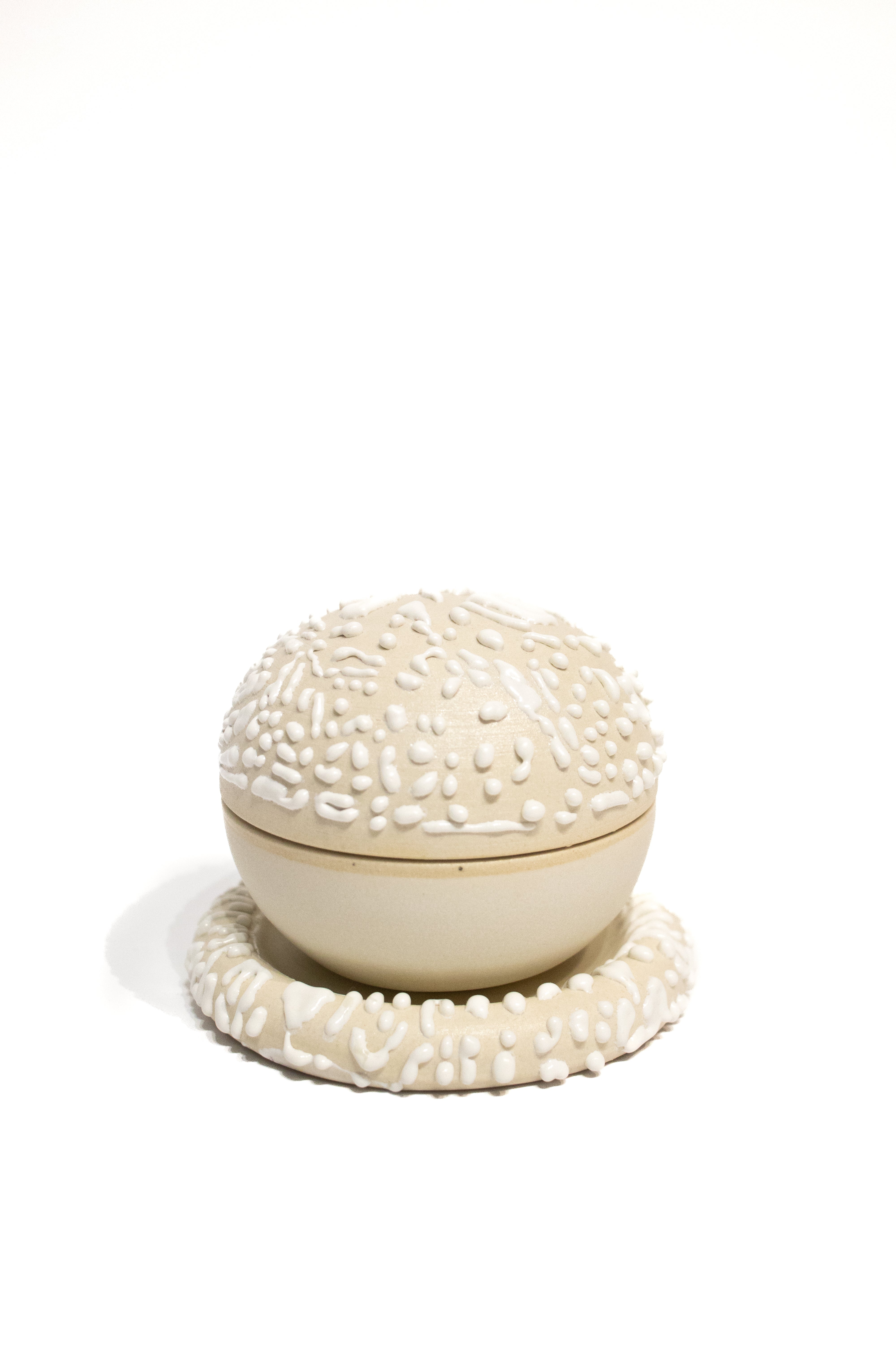 Pas Mon Style Ring Dish Sphere Jar Duo - White Crawl